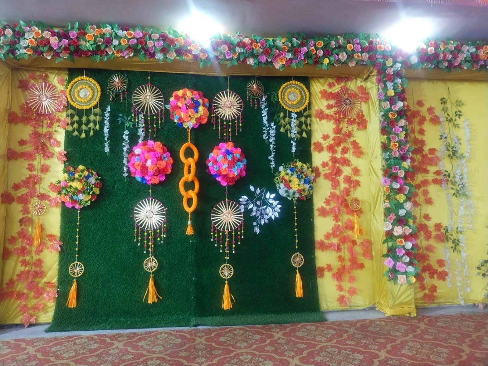 Готель Shree Krishna Garden Jhusi Екстер'єр фото